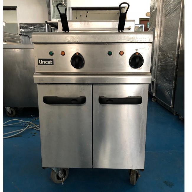 Lincat cheap double fryer