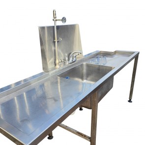 Steel workshop sink with pass through table